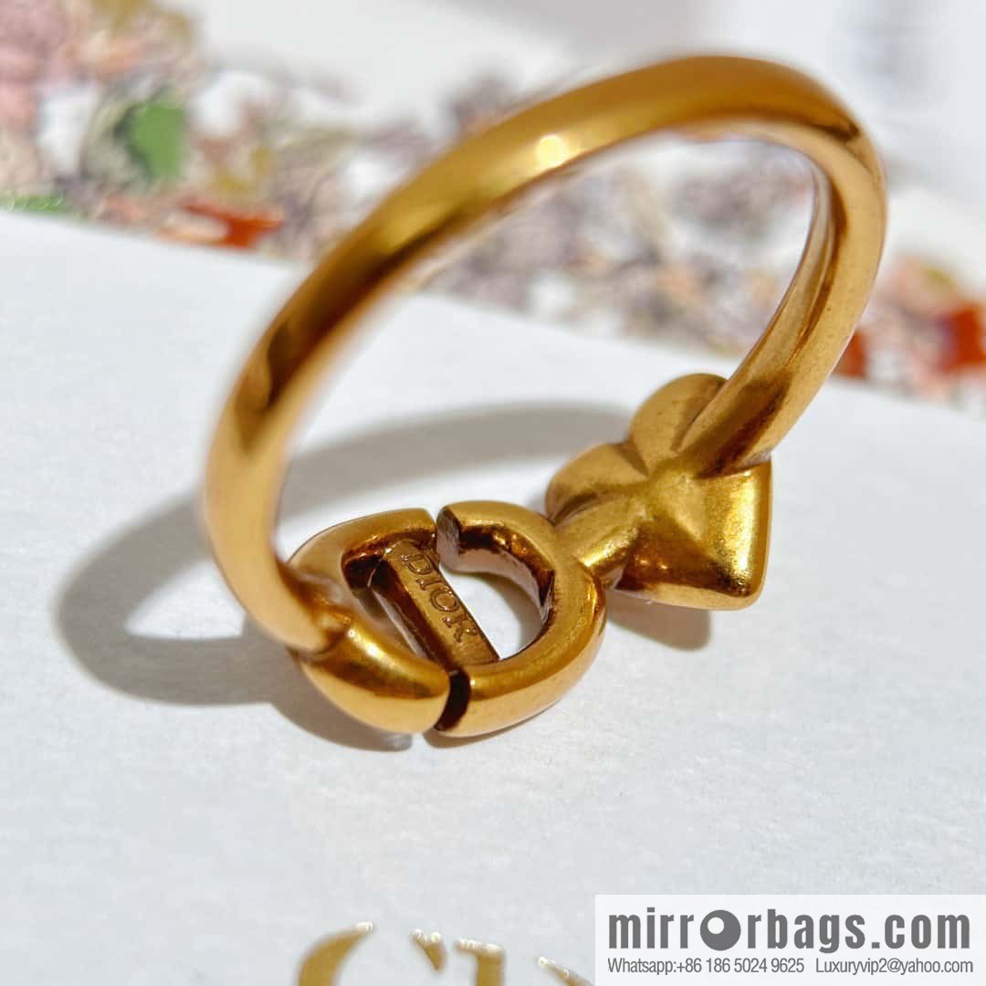New ☑️ DIOR heart love CD ring
