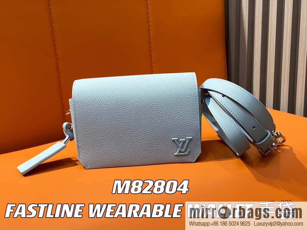 [Original order boutique] M82804 light blue, full leather men's bag messenger bag series, new FASTLINE WEARABLE WALLET handbag in autumn and winter