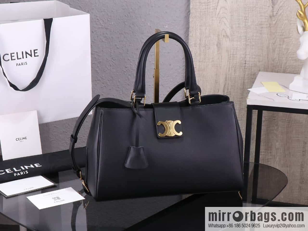 [Premium quality, all steel hardware] CLOCHE CLÉS padlock, number: 114963FK6.04LU tote bag