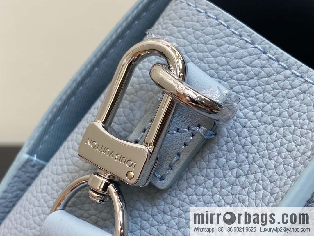 [Original order boutique] M82804 light blue, full leather men's bag messenger bag series, new FASTLINE WEARABLE WALLET handbag in autumn and winter