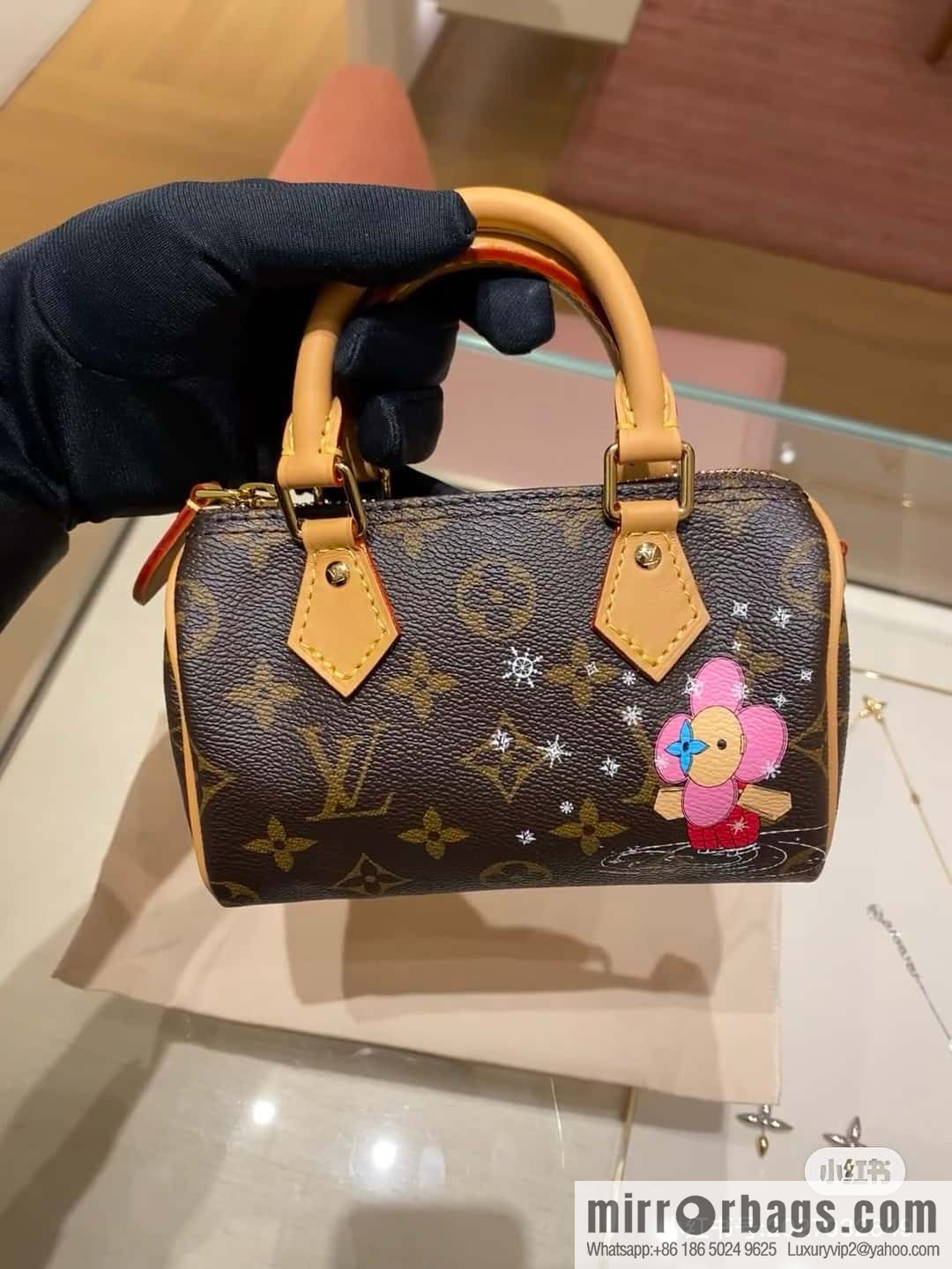 [Original single boutique] M82624 silk screen, Christmas mini pillow bag 16cm speedy series Nano Speedy handbag