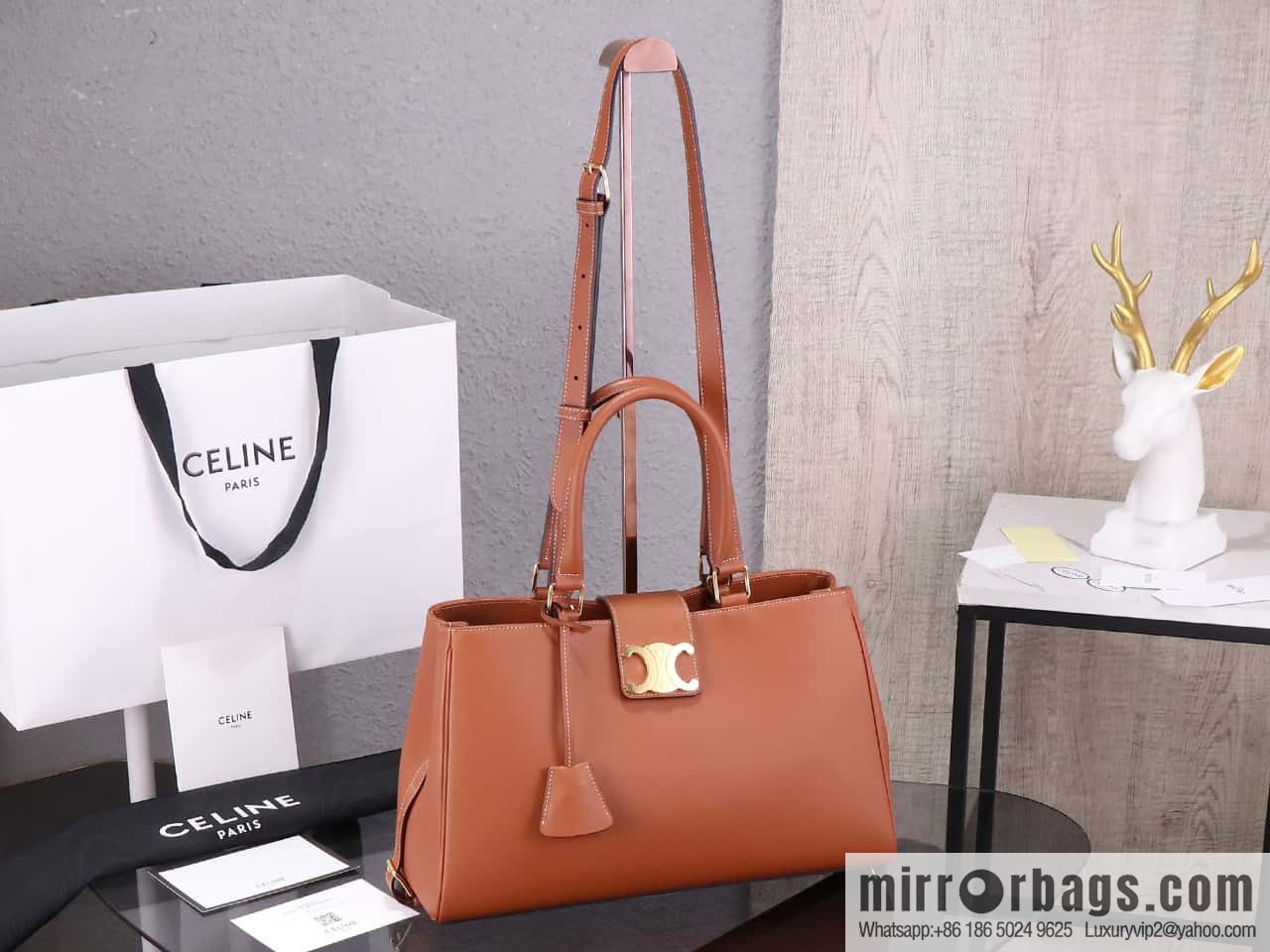 [Premium quality, all steel hardware] CLOCHE CLÉS padlock, number: 114963FK6.04LU tote bag
