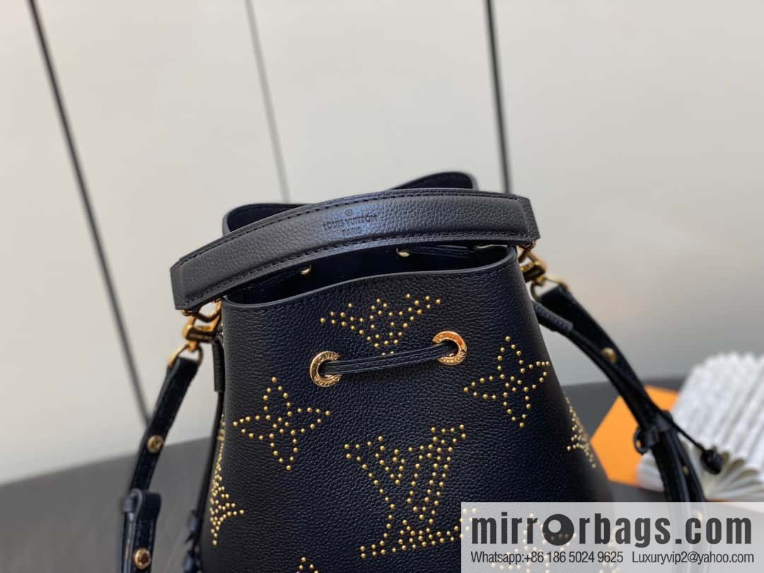 [Original single boutique] M46734 black full leather willow nail bucket bag series Néo Noé BB bucket bag