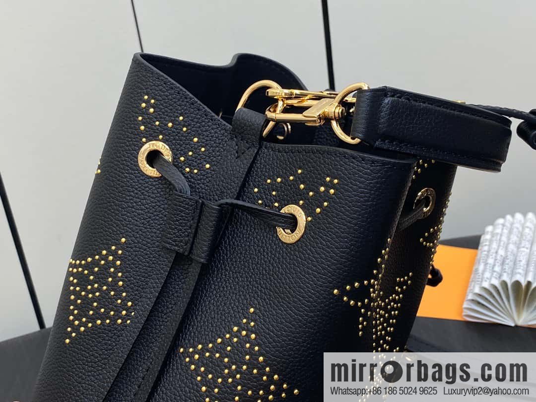 [Original single boutique] M46734 black full leather willow nail bucket bag series Néo Noé BB bucket bag
