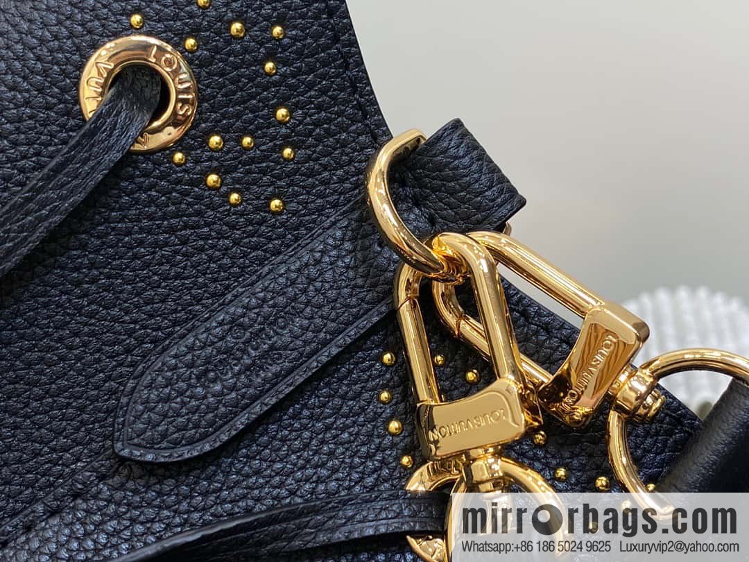 [Original single boutique] M46734 black full leather willow nail bucket bag series Néo Noé BB bucket bag