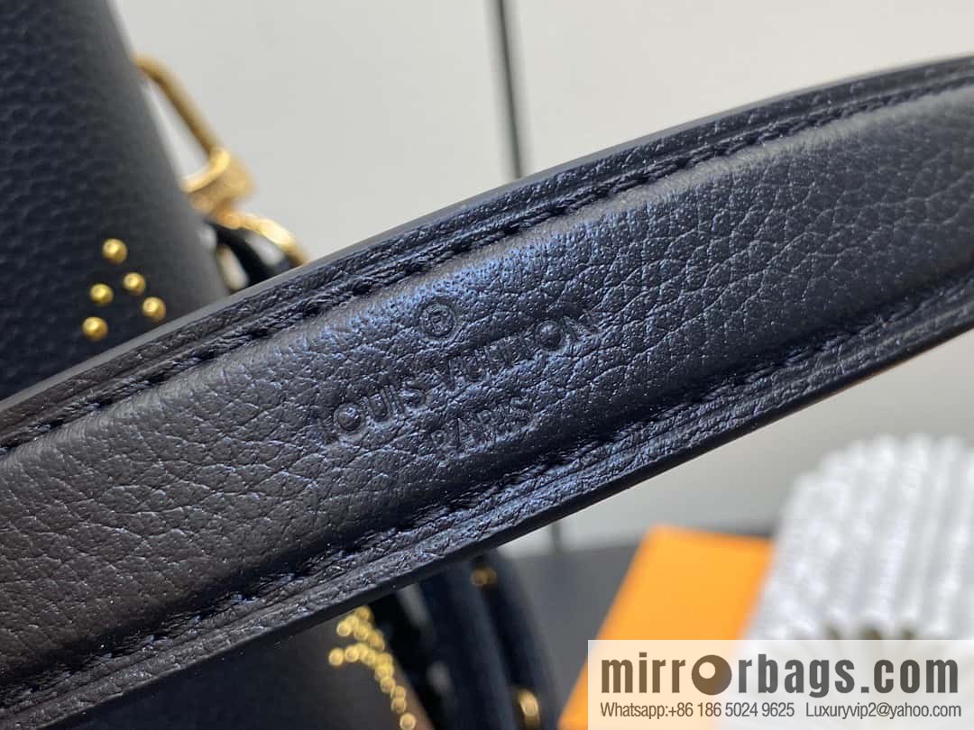 [Original single boutique] M46734 black full leather willow nail bucket bag series Néo Noé BB bucket bag