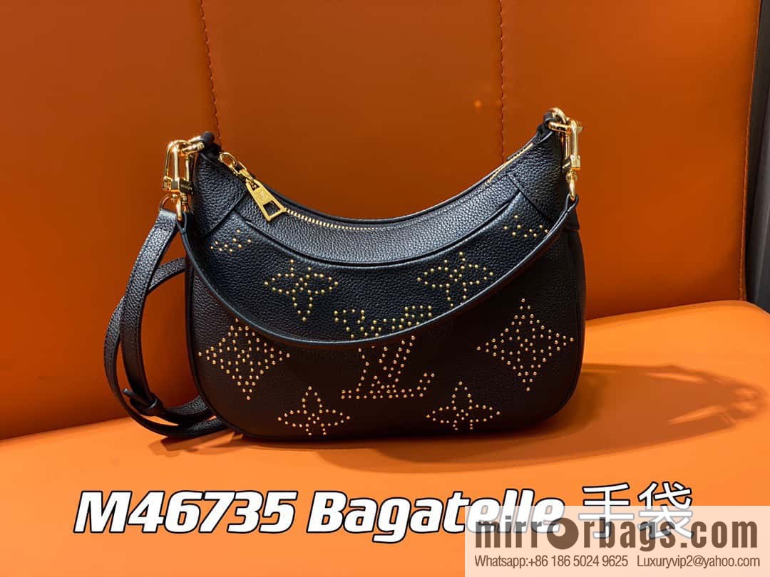[Original order boutique] M46735 black full leather willow nail croissant series, this Bagatelle handbag m46091 full leather rivet with nails, crescent bag, pea bag, croissant bag