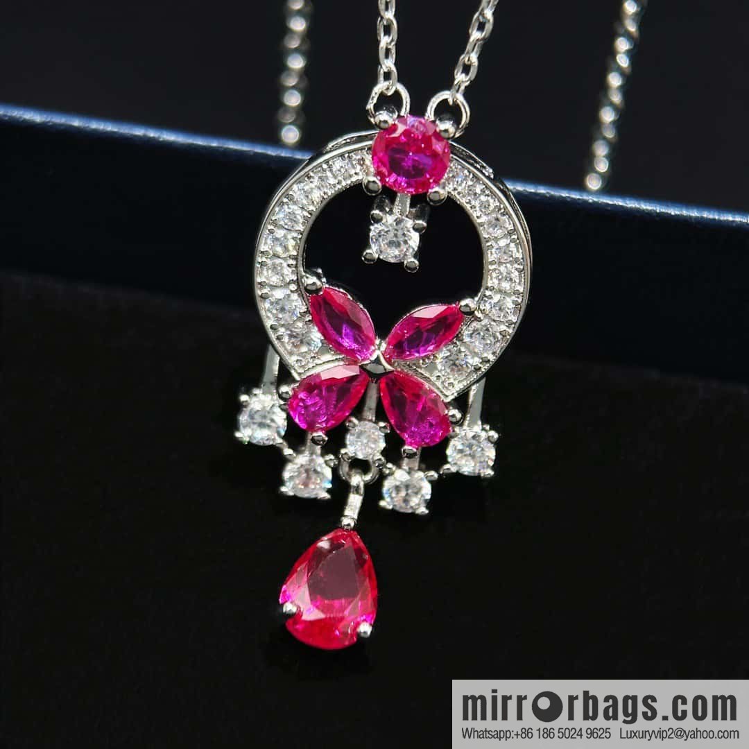 ❗️New ❗️ GRAFF Graff Diamond Butterfly 🦋 Necklace