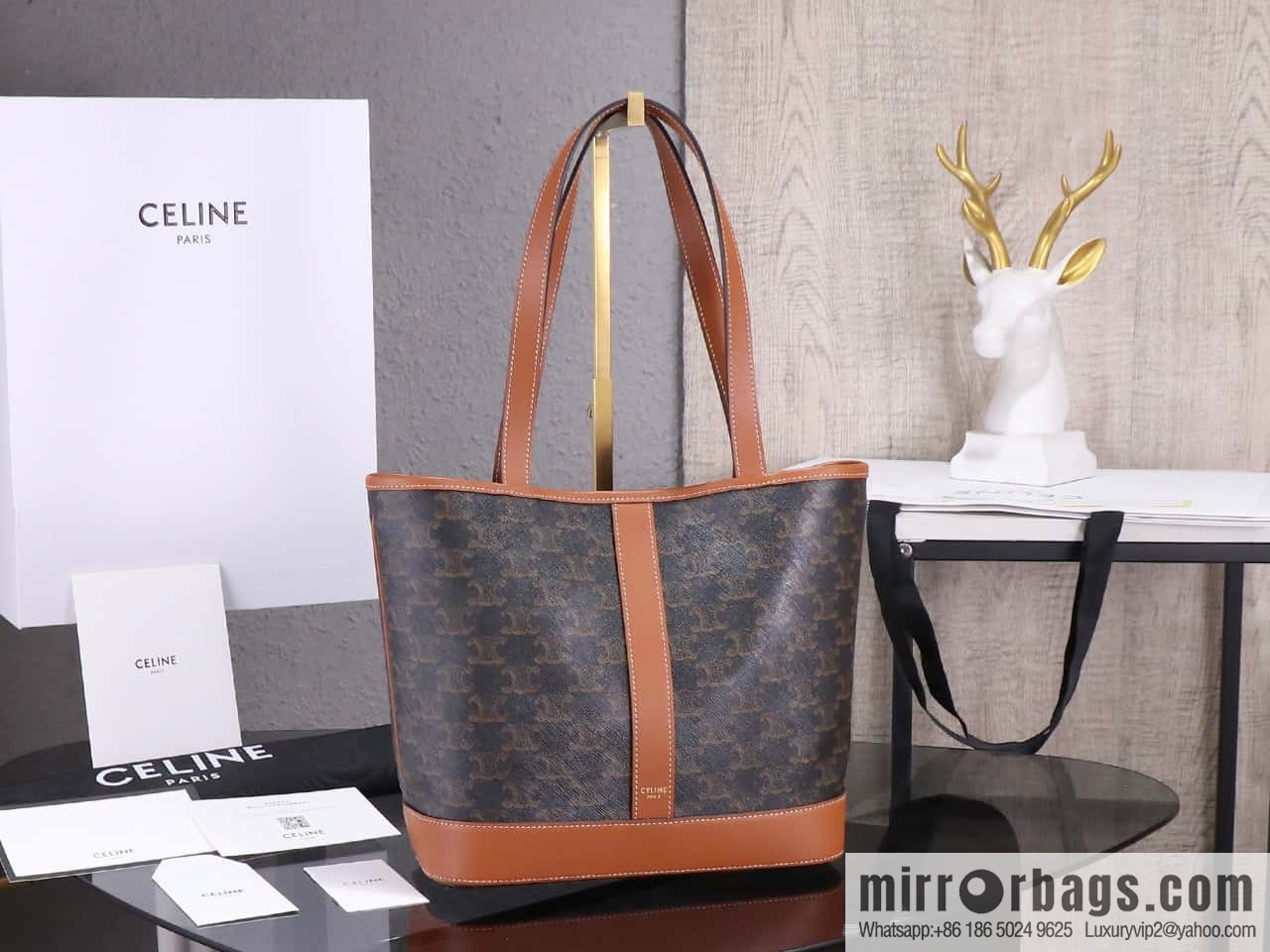 [Premium quality, all-steel hardware] CELIN_E CABAS small logo printed cow leather (fabric) handbag, number: 115082