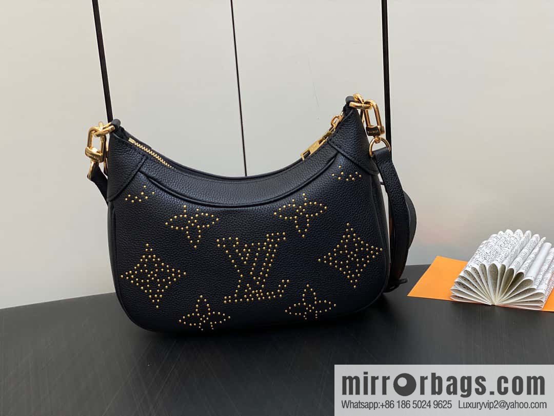 [Original order boutique] M46735 black full leather willow nail croissant series, this Bagatelle handbag m46091 full leather rivet with nails, crescent bag, pea bag, croissant bag