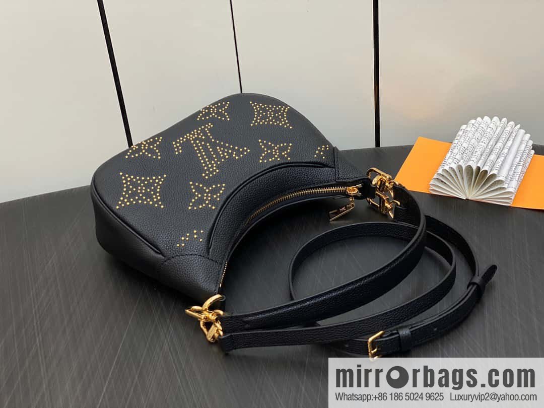 [Original order boutique] M46735 black full leather willow nail croissant series, this Bagatelle handbag m46091 full leather rivet with nails, crescent bag, pea bag, croissant bag