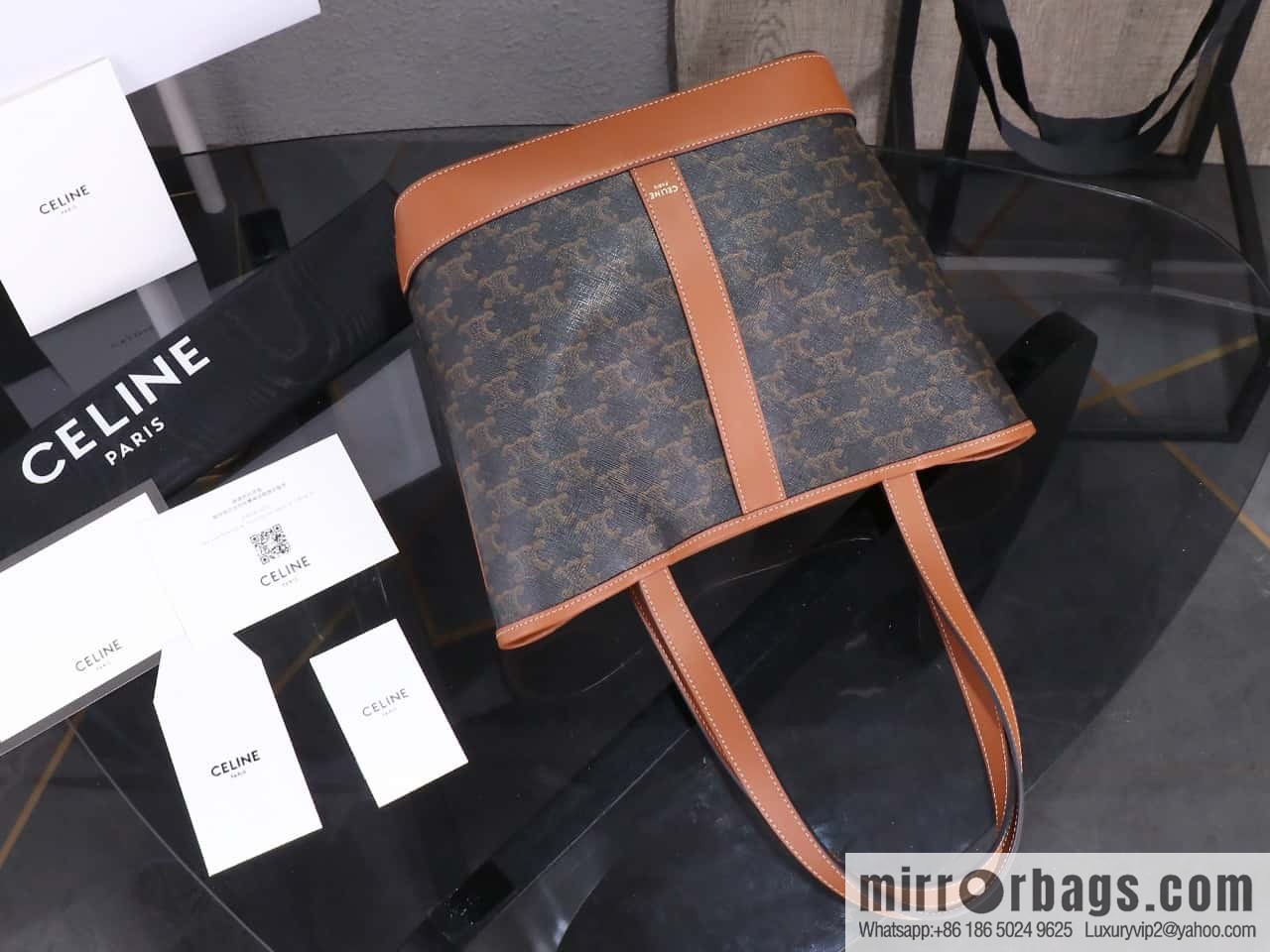 [Premium quality, all-steel hardware] CELIN_E CABAS small logo printed cow leather (fabric) handbag, number: 115082