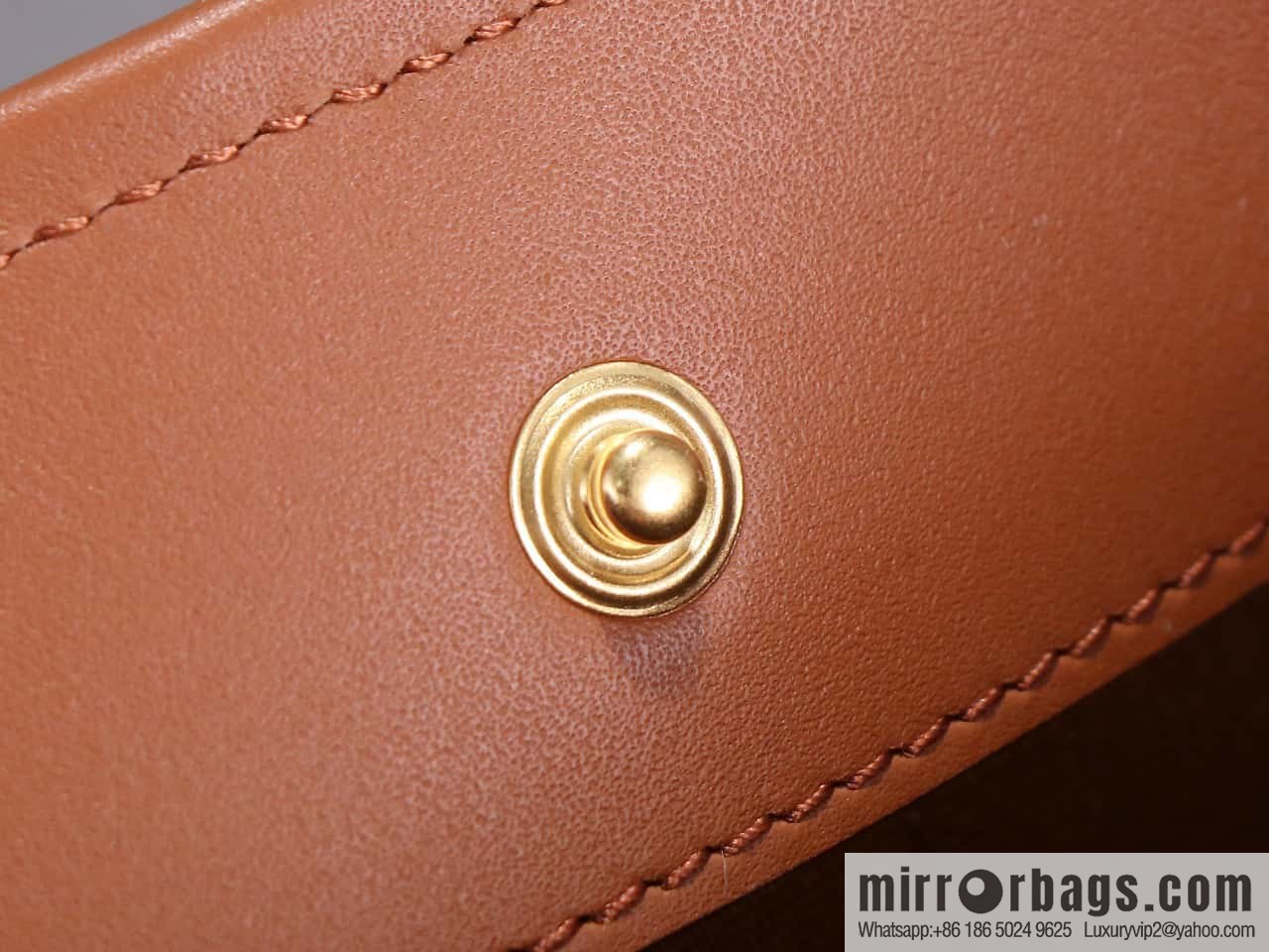 [Premium quality, all-steel hardware] CELIN_E CABAS small logo printed cow leather (fabric) handbag, number: 115082