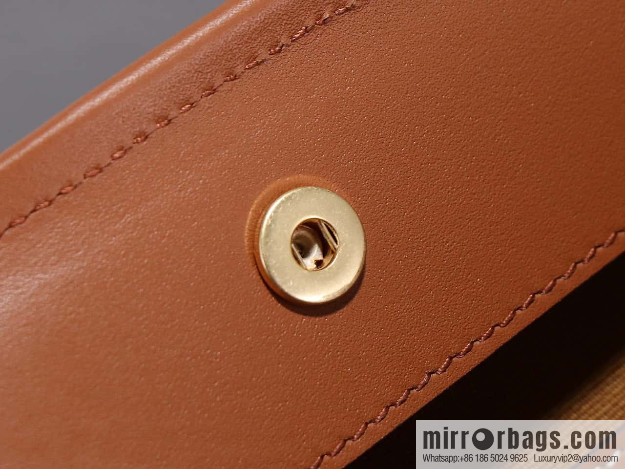 [Premium quality, all-steel hardware] CELIN_E CABAS medium logo printed cow leather (fabric) handbag, number: 115072