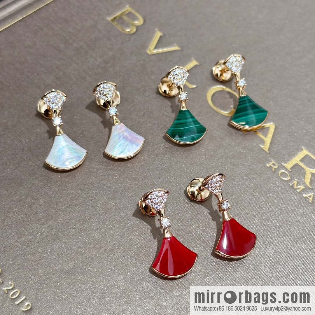 ❗️New ❗️ ☀️☀ BVLGARI DIVAS'DREAM with Diamond Chalcedony White Fritillary Malachite Fan Stud Earrings ☀️