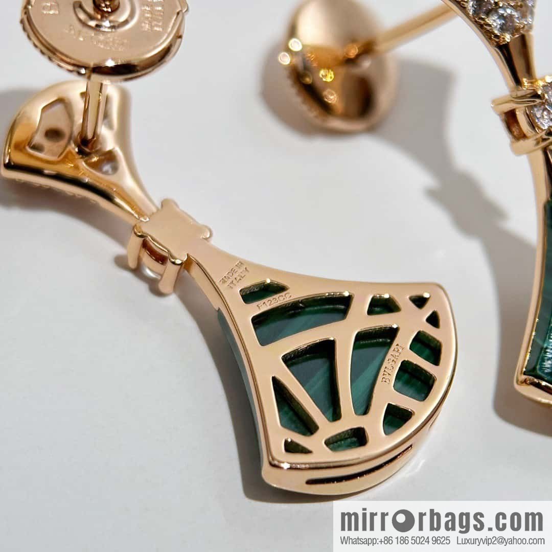 ❗️New ❗️ ☀️☀ BVLGARI DIVAS'DREAM with Diamond Chalcedony White Fritillary Malachite Fan Stud Earrings ☀️