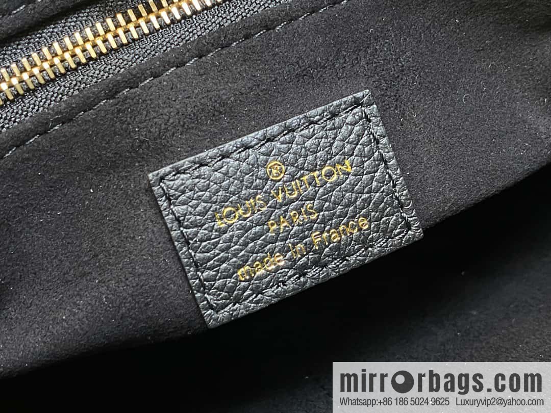 [Original single boutique] M46733 black full leather willow nail square bag series ONTHEGO small handbag
