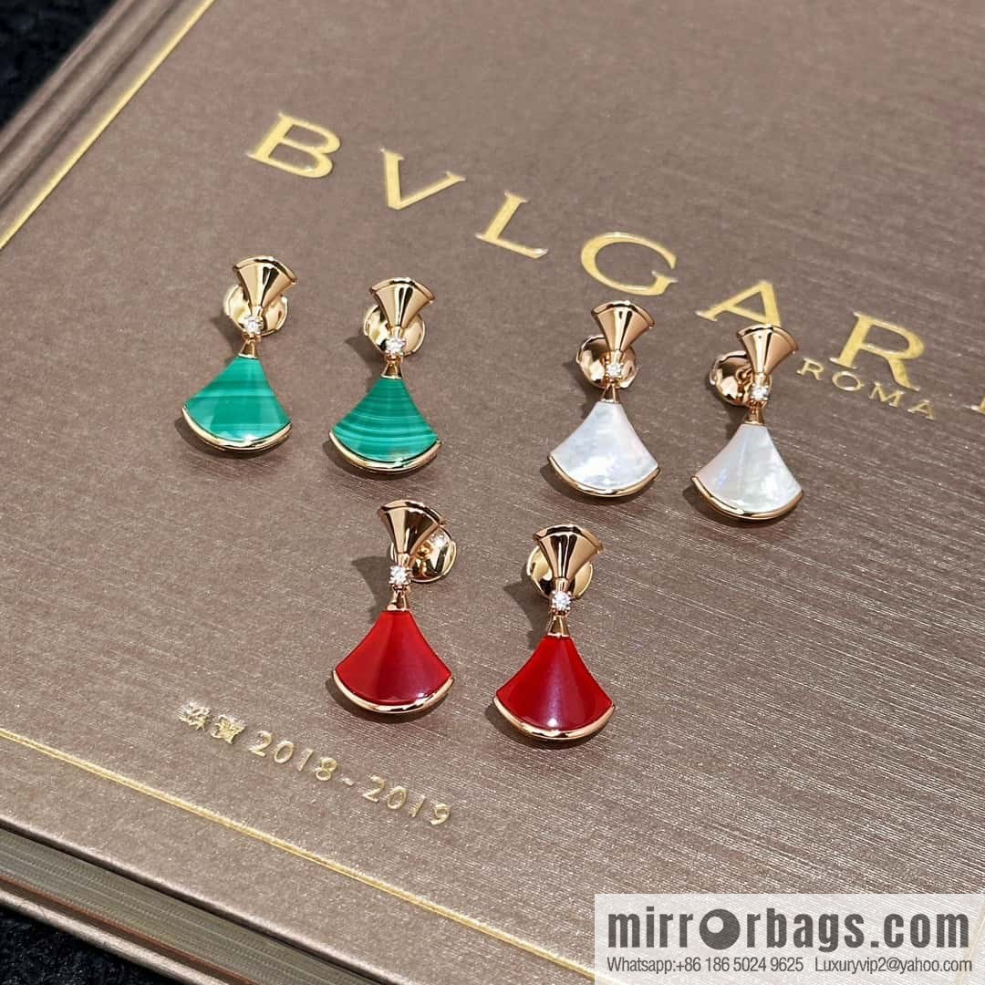 ❗️New ❗️ ☀️ Original ☀ BVLGARI DIVAS'DREAM chalcedony white fritillary malachite fan stud earrings ☀️