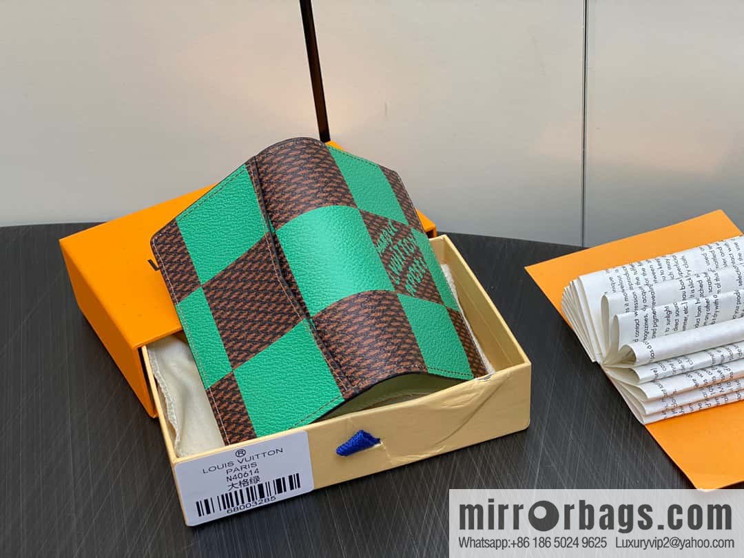 [Original order boutique] M40614 green big plaid pocket wallet