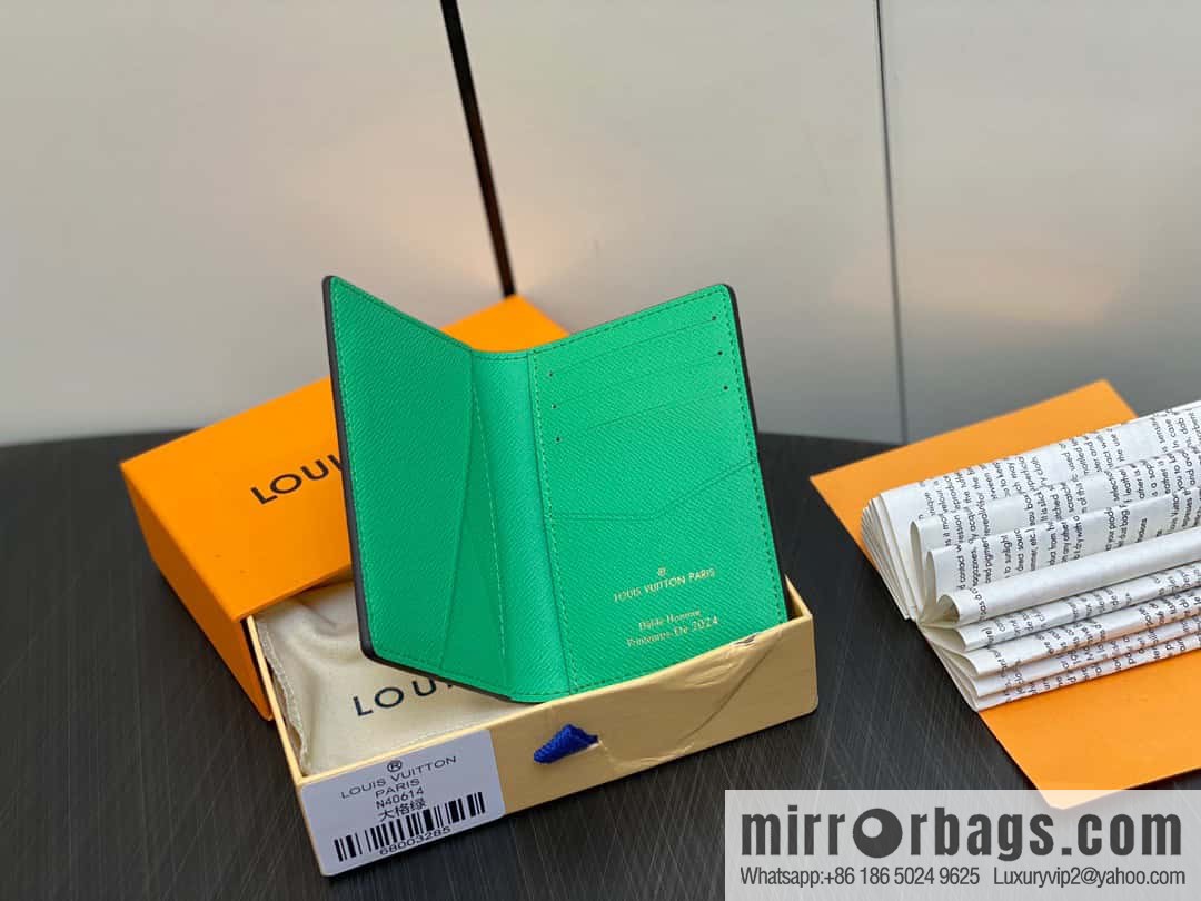 [Original order boutique] M40614 green big plaid pocket wallet