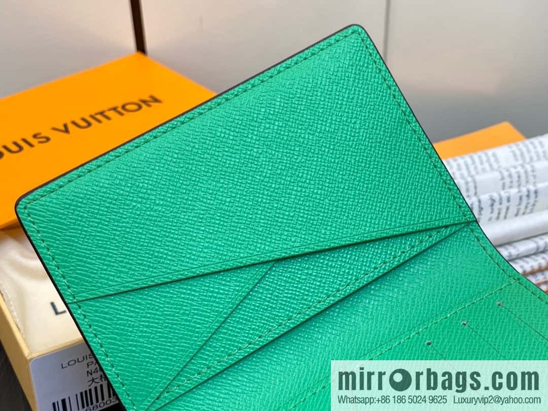 [Original order boutique] M40614 green big plaid pocket wallet