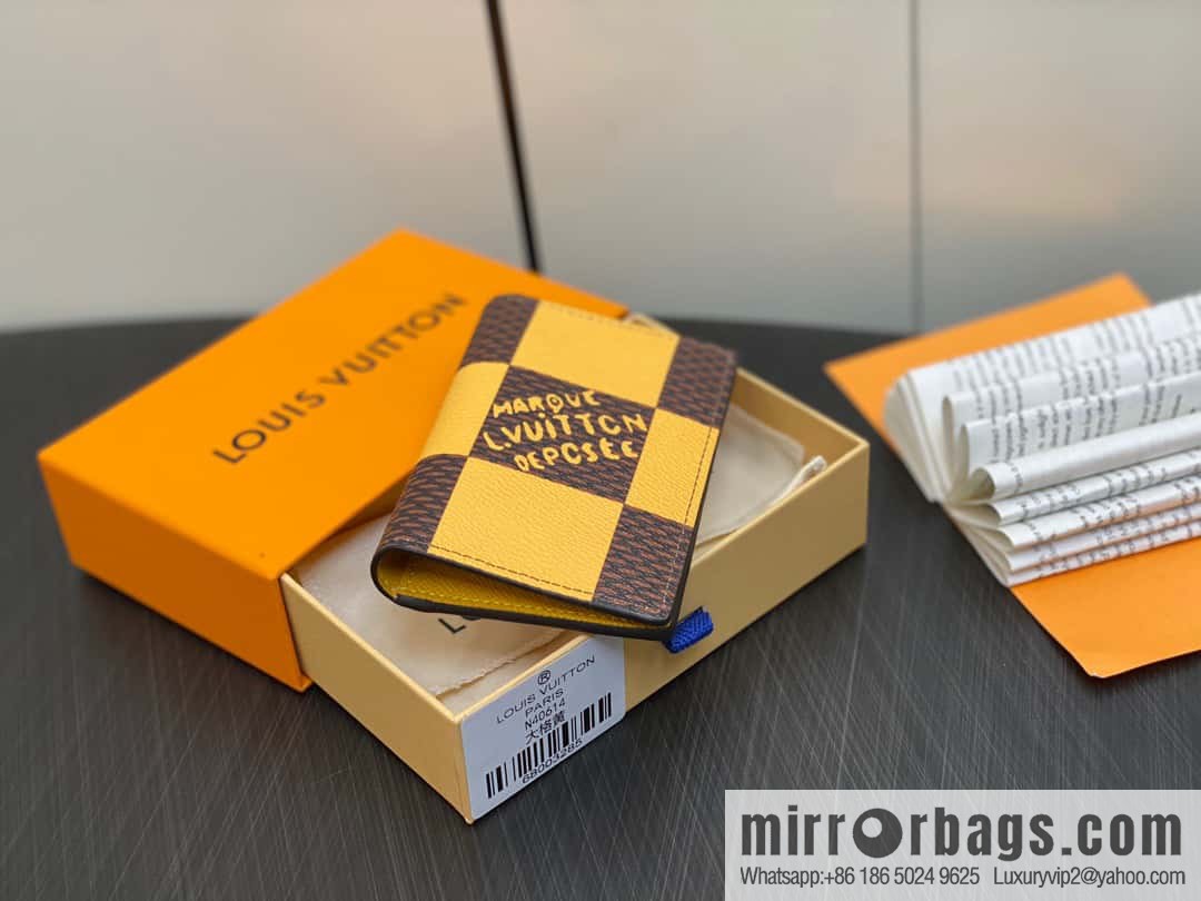 [Original single boutique] M40614 yellow large plaid pocket wallet