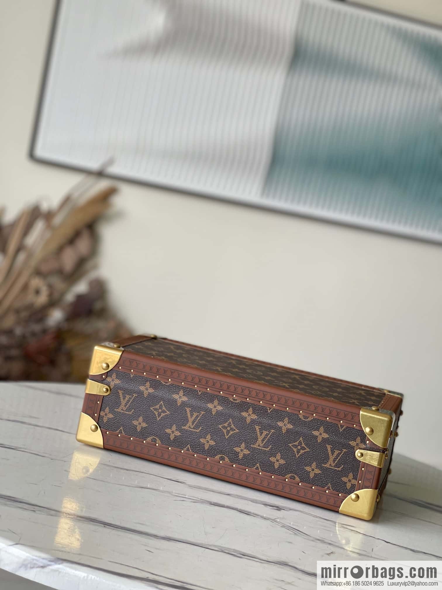 M20016 monogram COFFRET 8 MONTRES