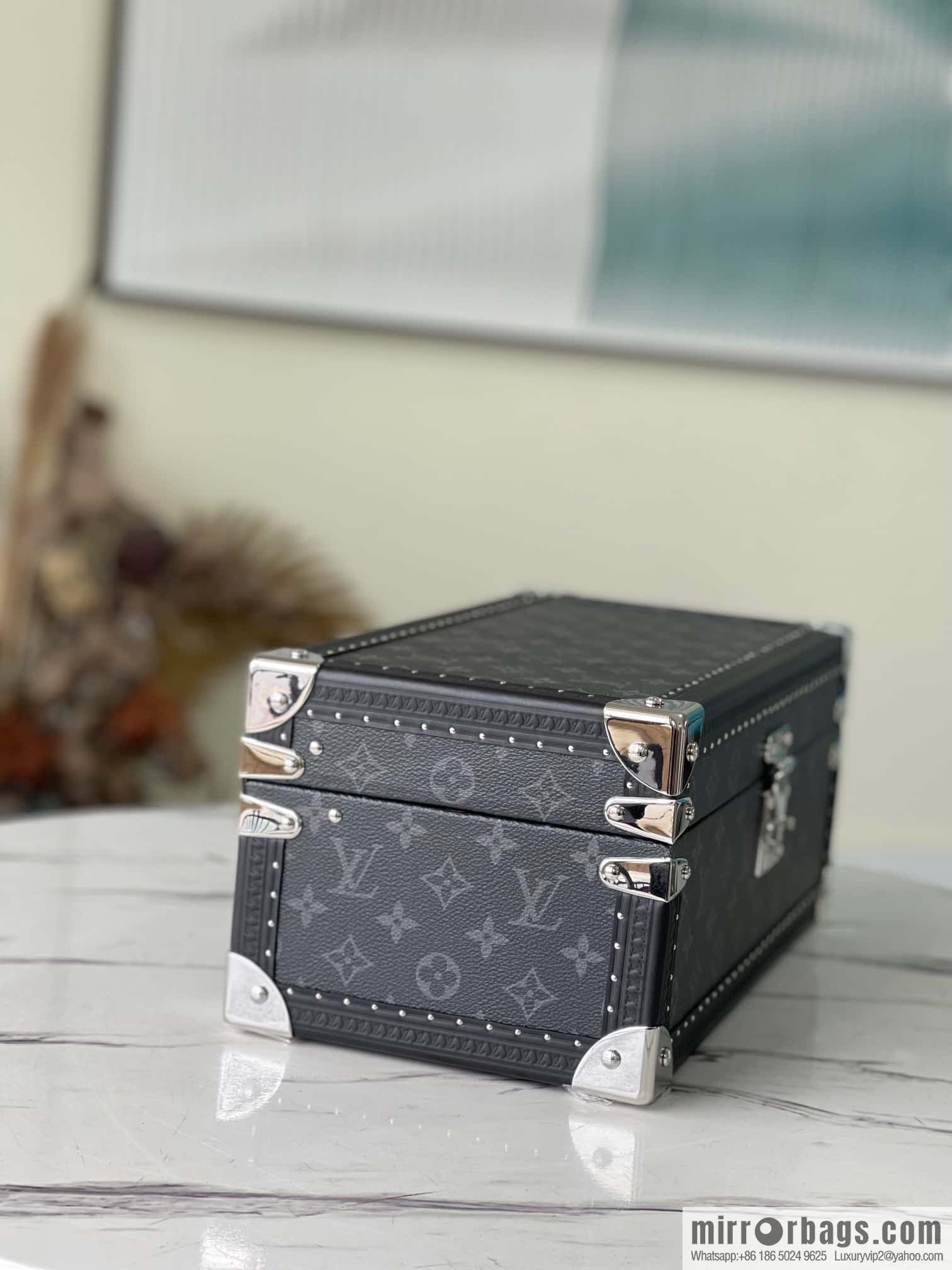 M20209 Black Flower Ash, Multifunctional Storage Box MCoffret Accessoires Hard Box