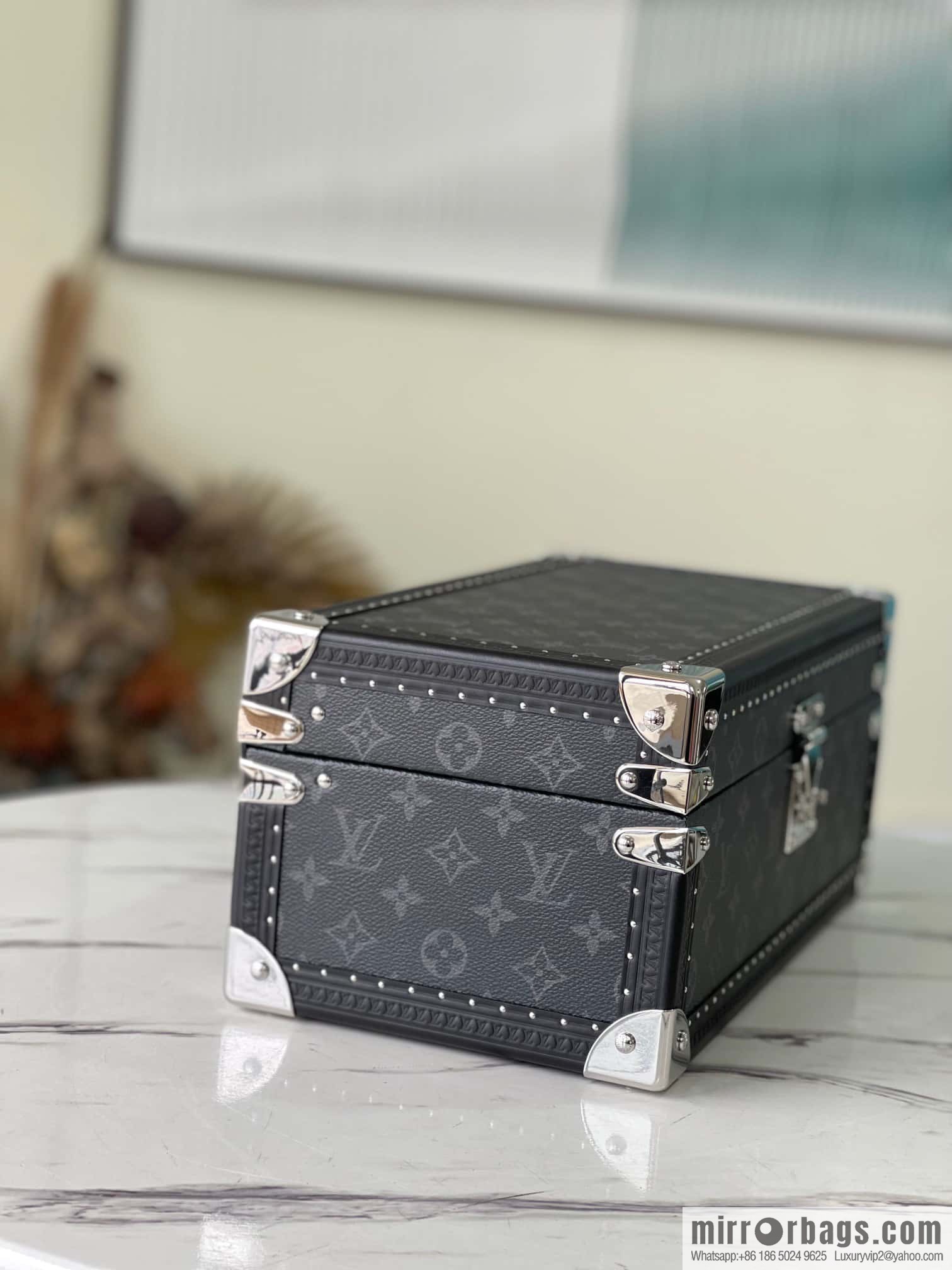 M20209 Black Flower Black Lane, Multifunctional Storage Box MCoffret Accessoires Hard Case