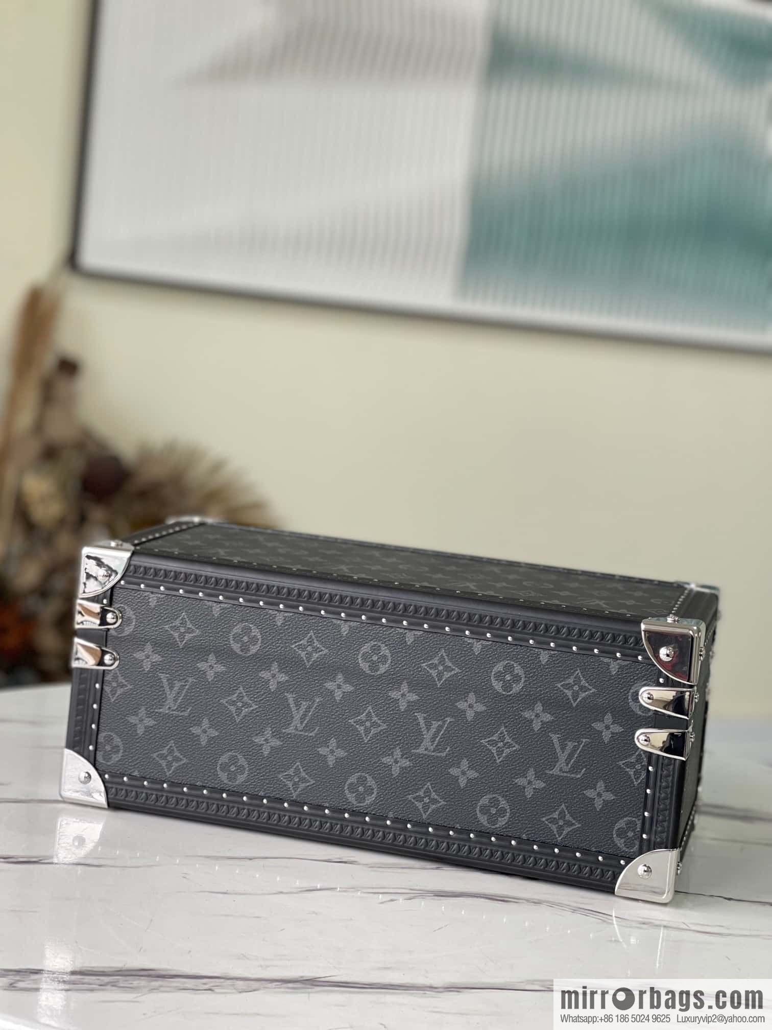 M20209 Black Flower Black Lane, Multifunctional Storage Box MCoffret Accessoires Hard Case