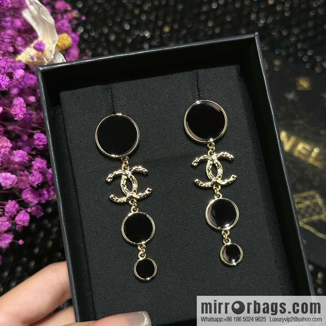 ☀️New ☑️ Chanel C4 double c round oil stud earrings ☀️