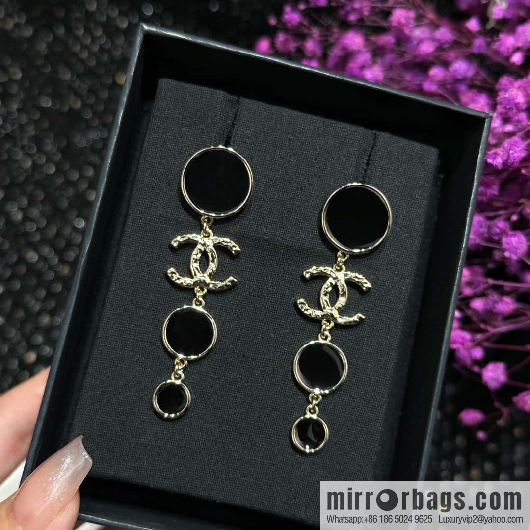 ☀️New ☑️ Chanel C4 double c round oil stud earrings ☀️