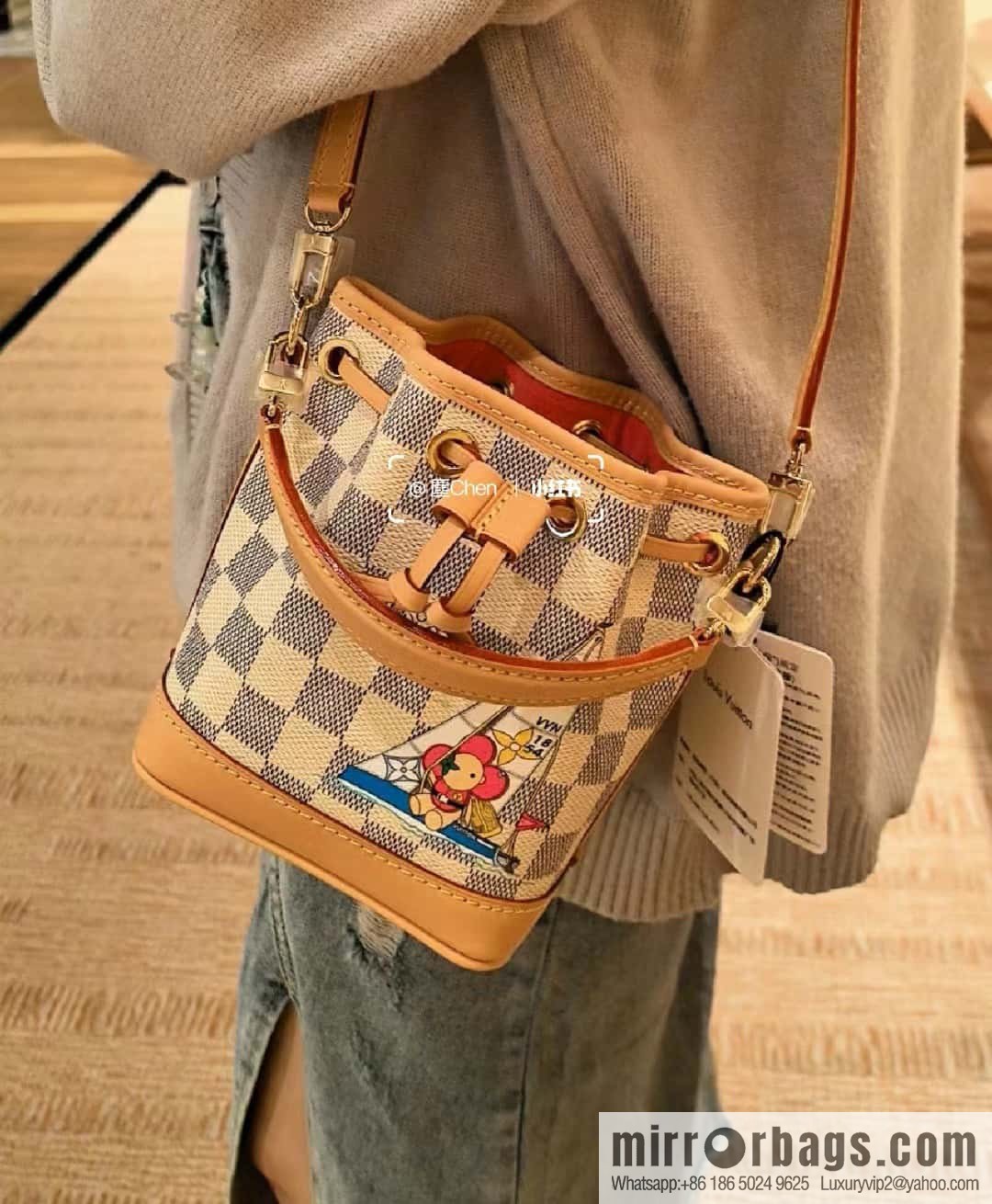 [Original order boutique] N40511 white grid silk screen printing, Christmas tote bag series NANO NOE handbag, this Nano Noé handbag