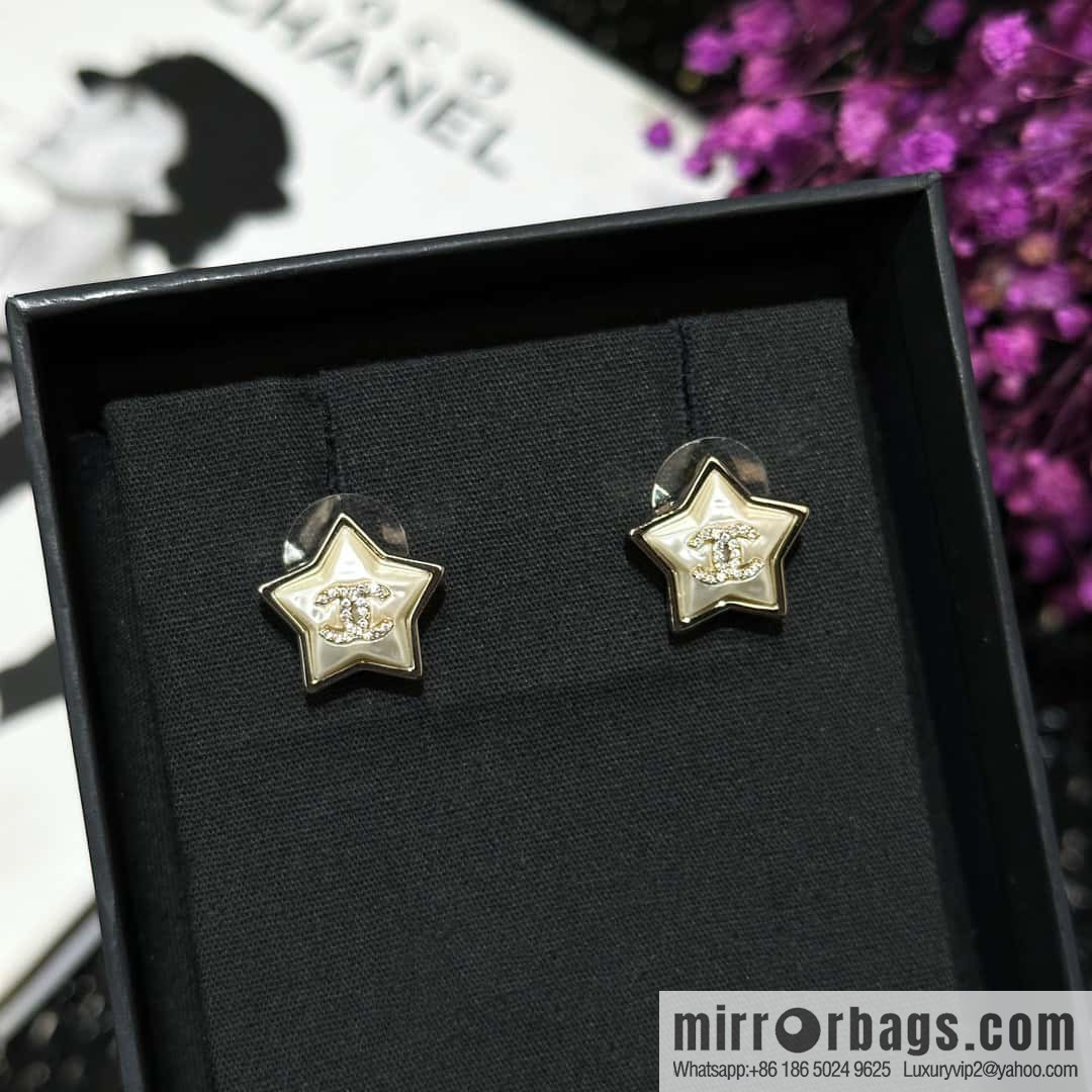 ☀️New ☑️ Chanel C1 double c pentagram ⭐ star stud earrings