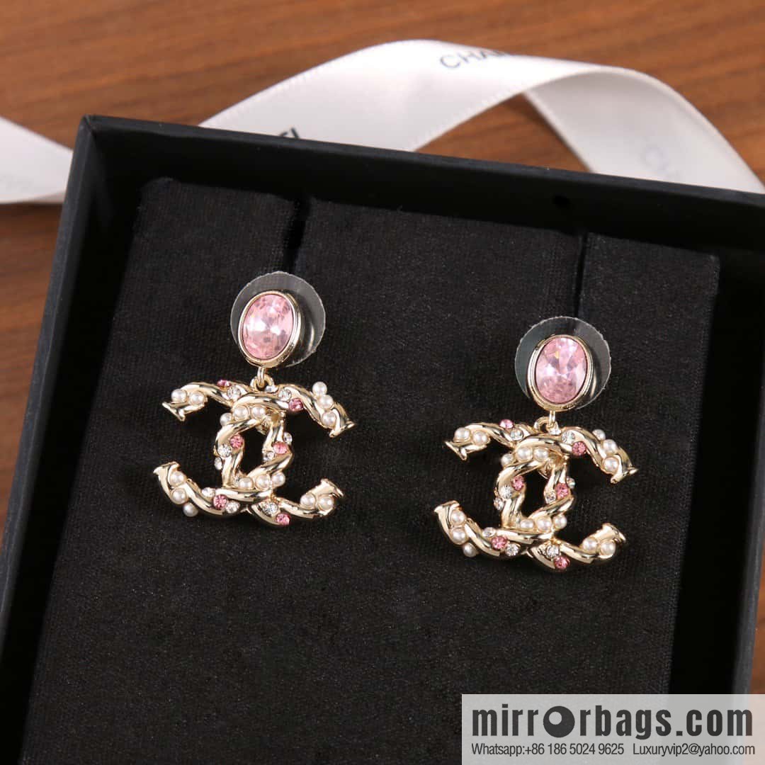 ☀️New ☑️ Chanel C2 double c twist pink diamond pearl stud earrings