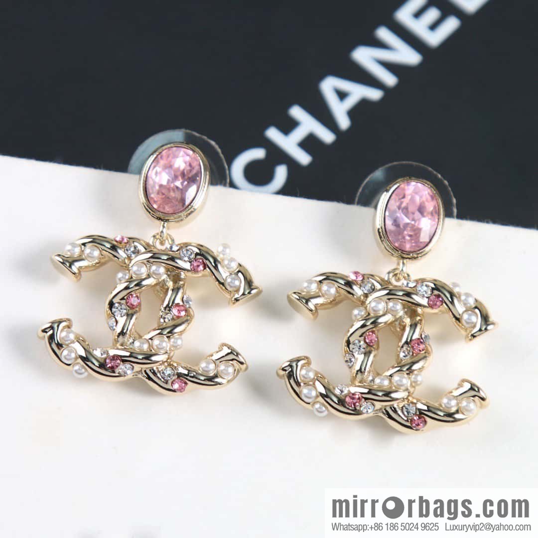 ☀️New ☑️ Chanel C2 double c twist pink diamond pearl stud earrings