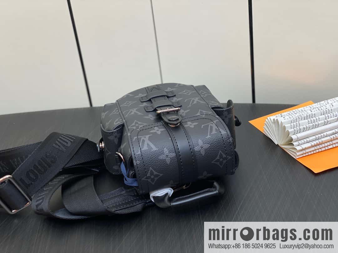 [Original order boutique] M82769 black flower, men's bag mini backpack series, new NANO CHRISTOPHER handbag in autumn and winter