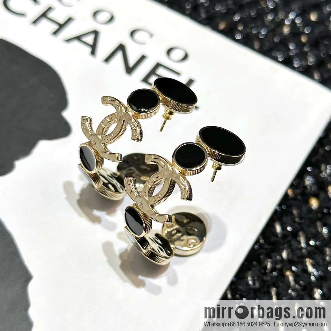 ☀️New ☑️ Chanel C1 double c black round oil stud earrings