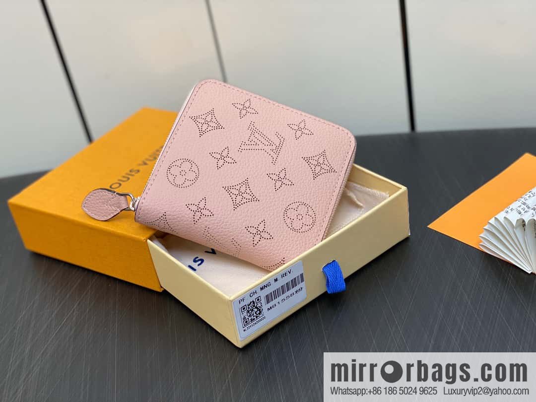 [Original single boutique] M81558 pink full leather zipper wallet series
