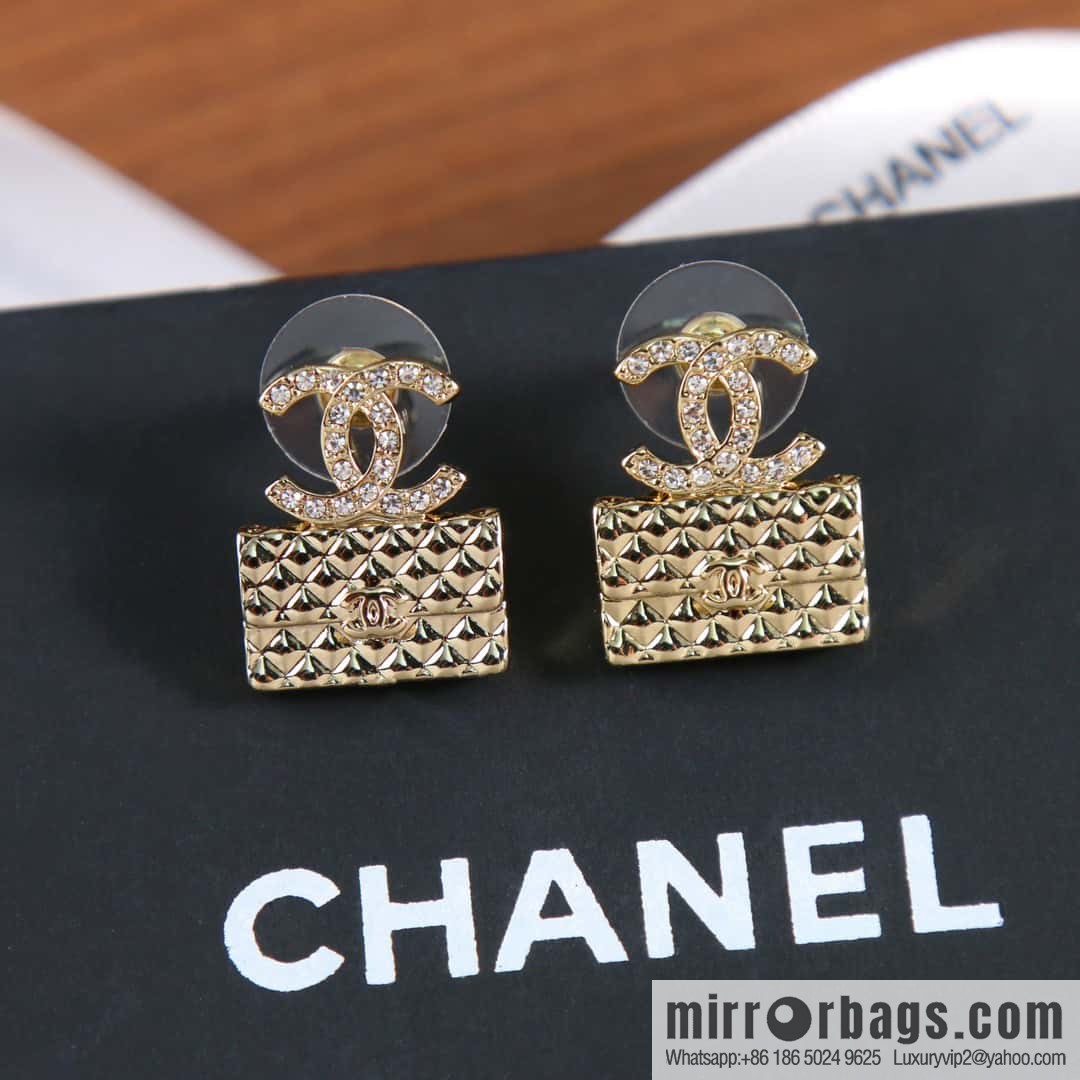 ☀️New ☑️ Chanel C2 double c rhombus bag stud earrings