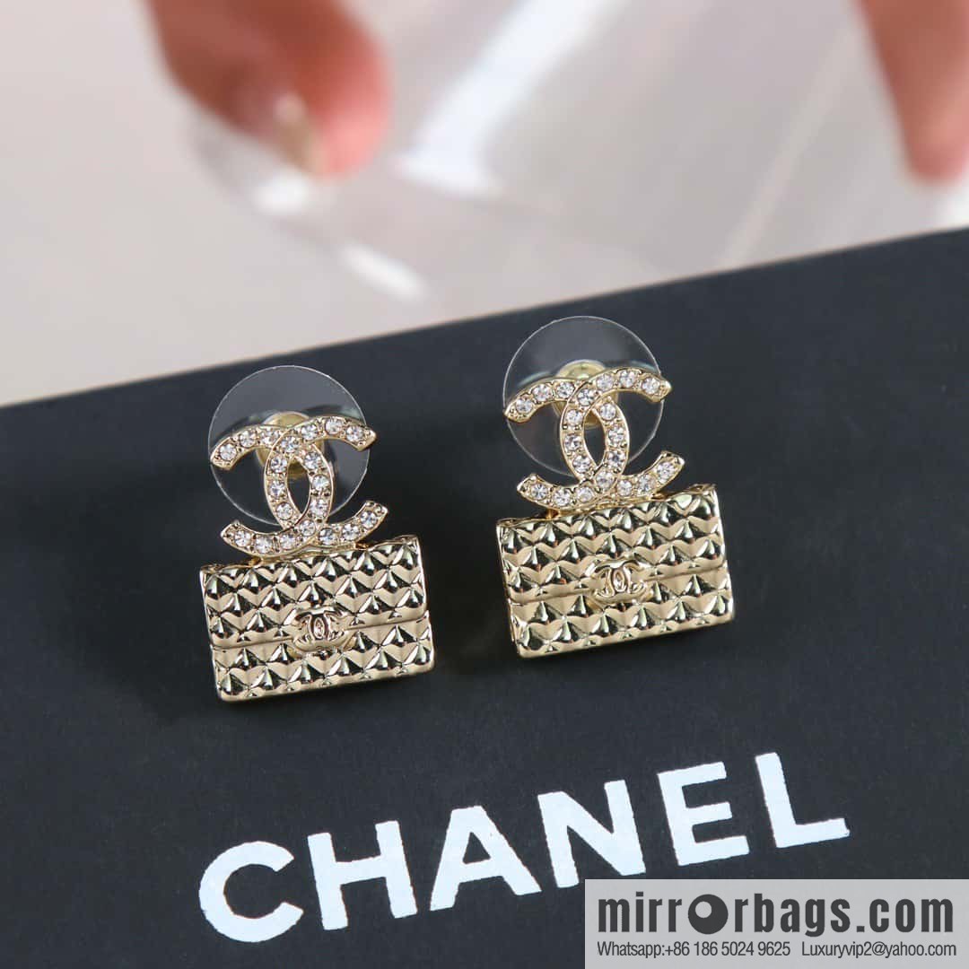 ☀️New ☑️ Chanel C2 double c rhombus bag stud earrings