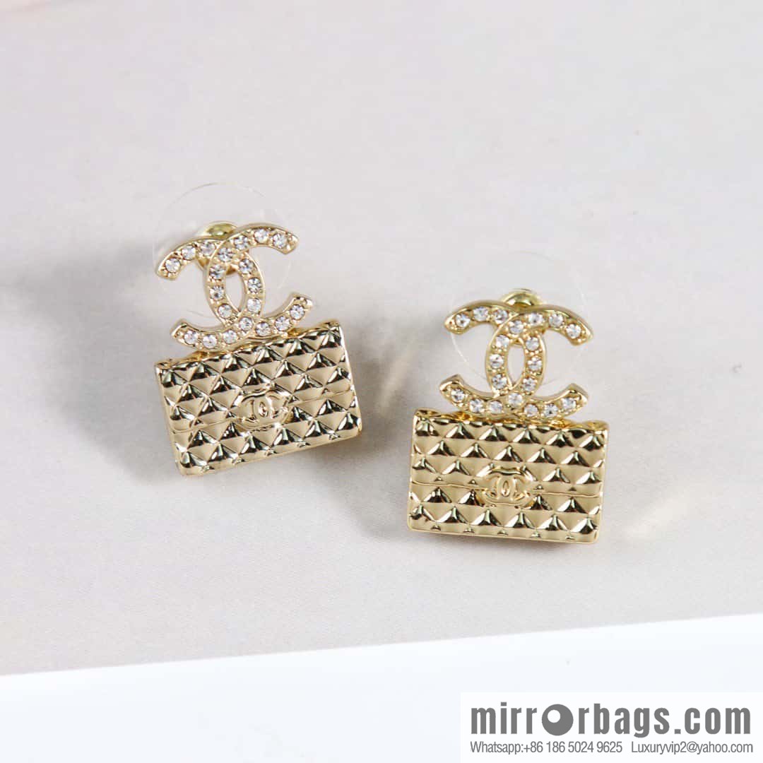 ☀️New ☑️ Chanel C2 double c rhombus bag stud earrings