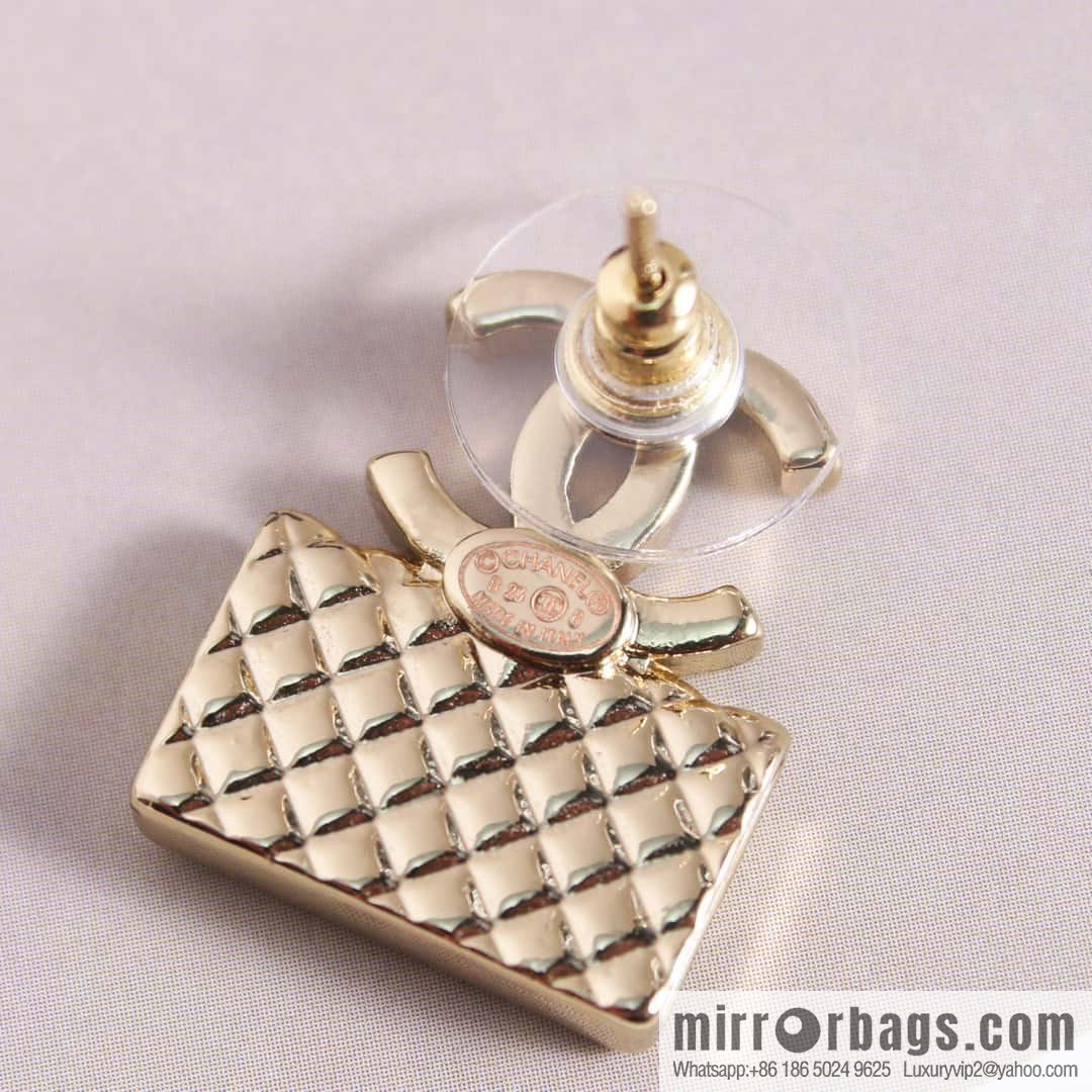☀️New ☑️ Chanel C2 double c rhombus bag stud earrings