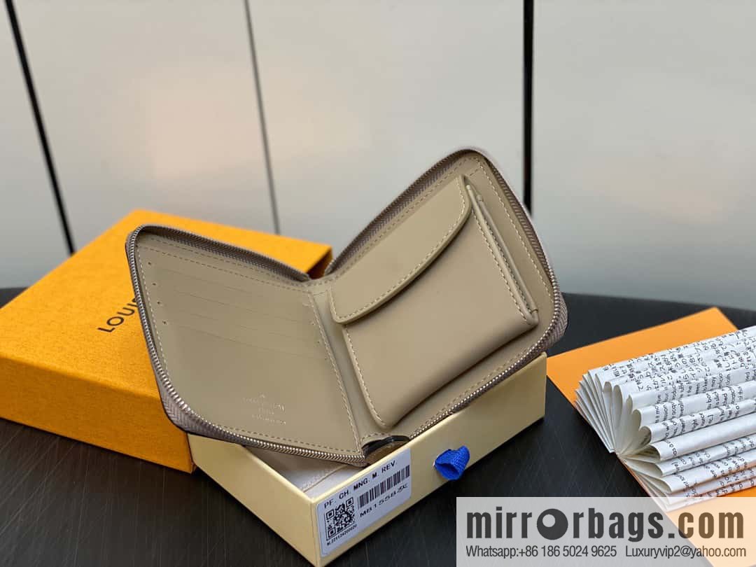 [Original single boutique] M81558 gray, full leather zipper wallet series