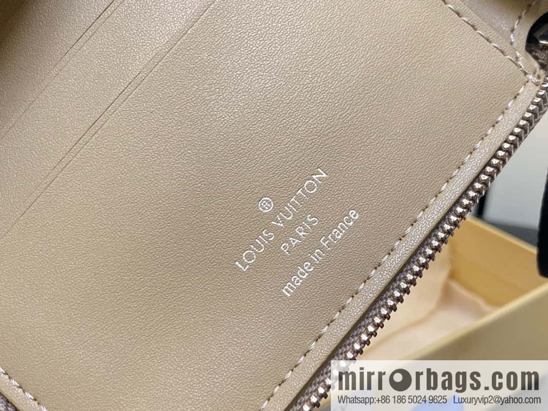 [Original single boutique] M81558 gray, full leather zipper wallet series