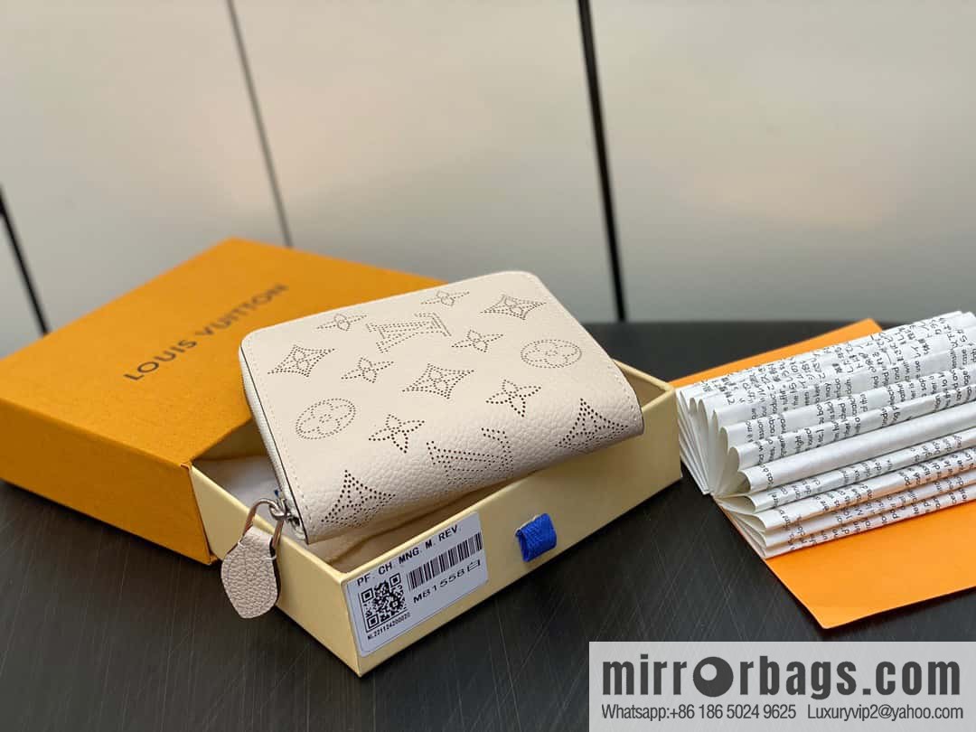 [Original single boutique] M81558 gray, full leather zipper wallet series