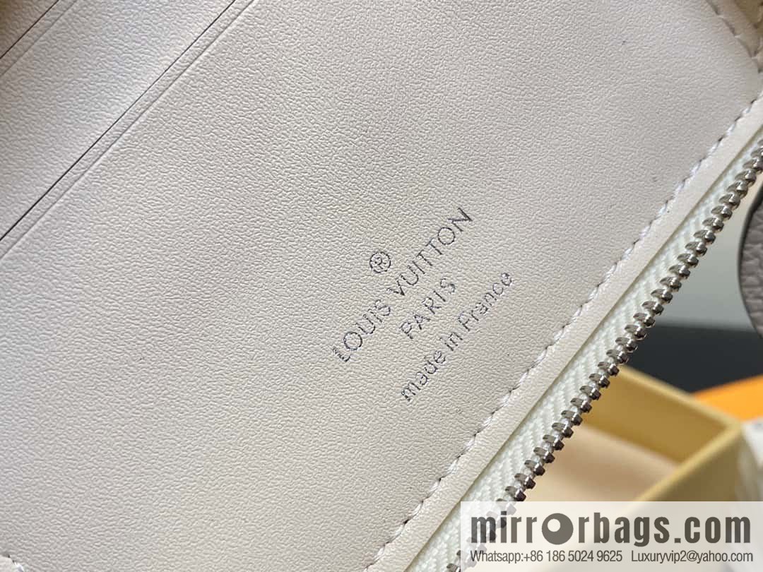 [Original single boutique] M81558 gray, full leather zipper wallet series
