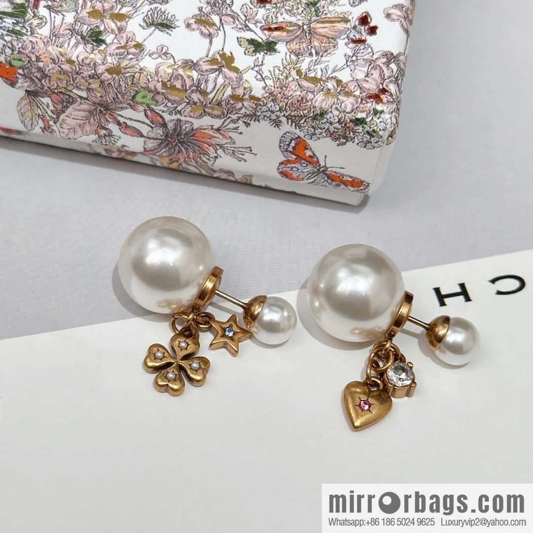 New ☑️ DIOR Dior peach heart love four-leaf clover size pearl stud earrings