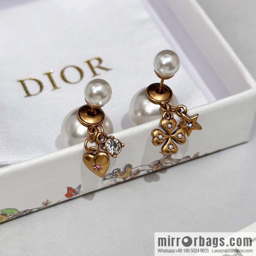 New ☑️ DIOR Dior peach heart love four-leaf clover size pearl stud earrings