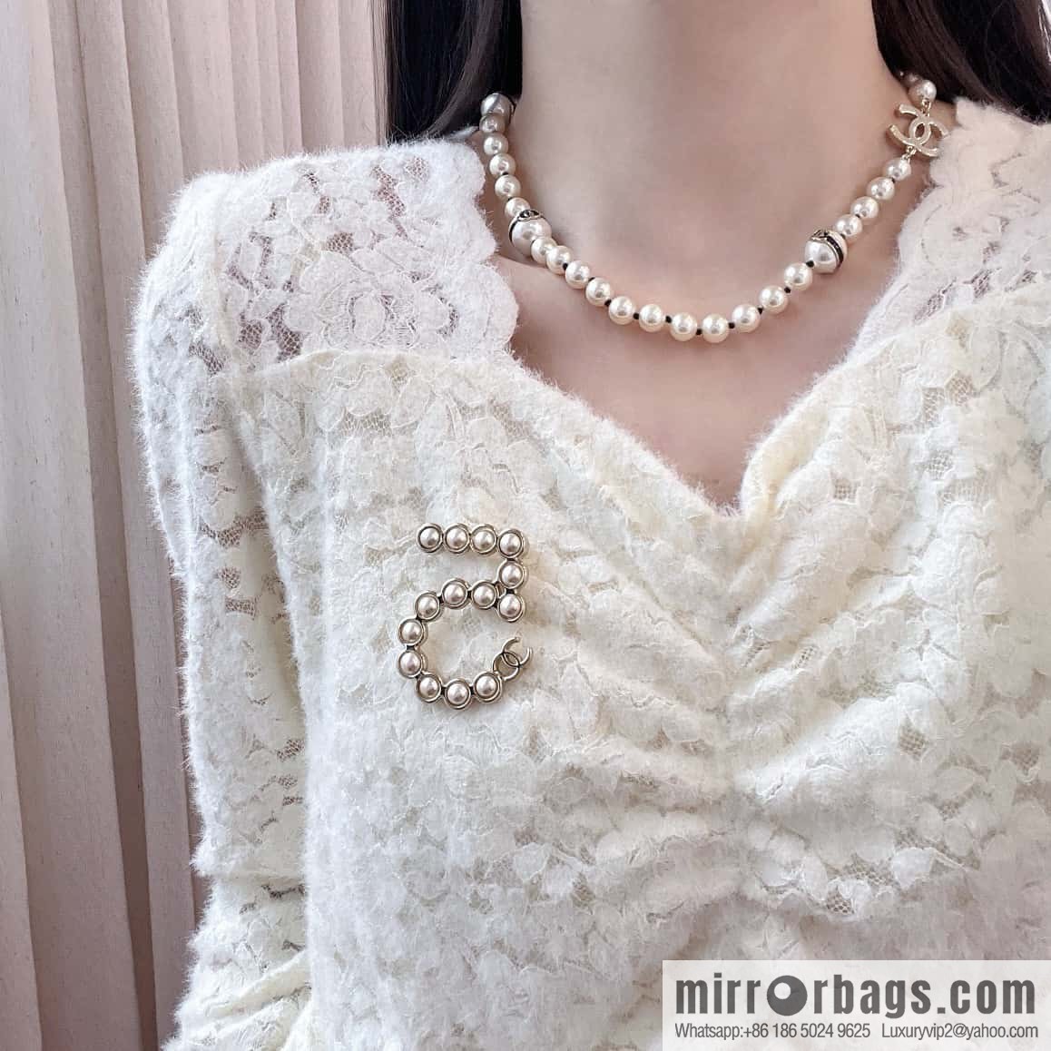 ❗️New ❗️ Chanel brooch ☀️ new ☑️ Chanel 5 character pearl brooch ☀️